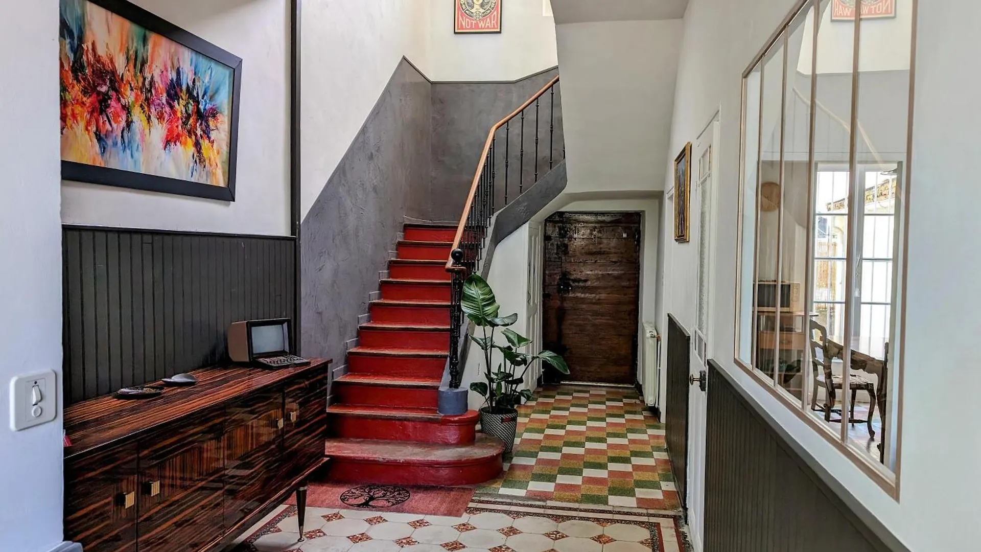 Holiday home Maison De Style Tout Confort, Position Ideale, Avec Clim Et Petit Exterieur Orange